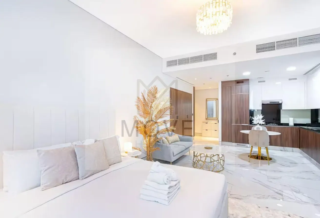 Canal View|Fully Furnished|High floor|Large Studio