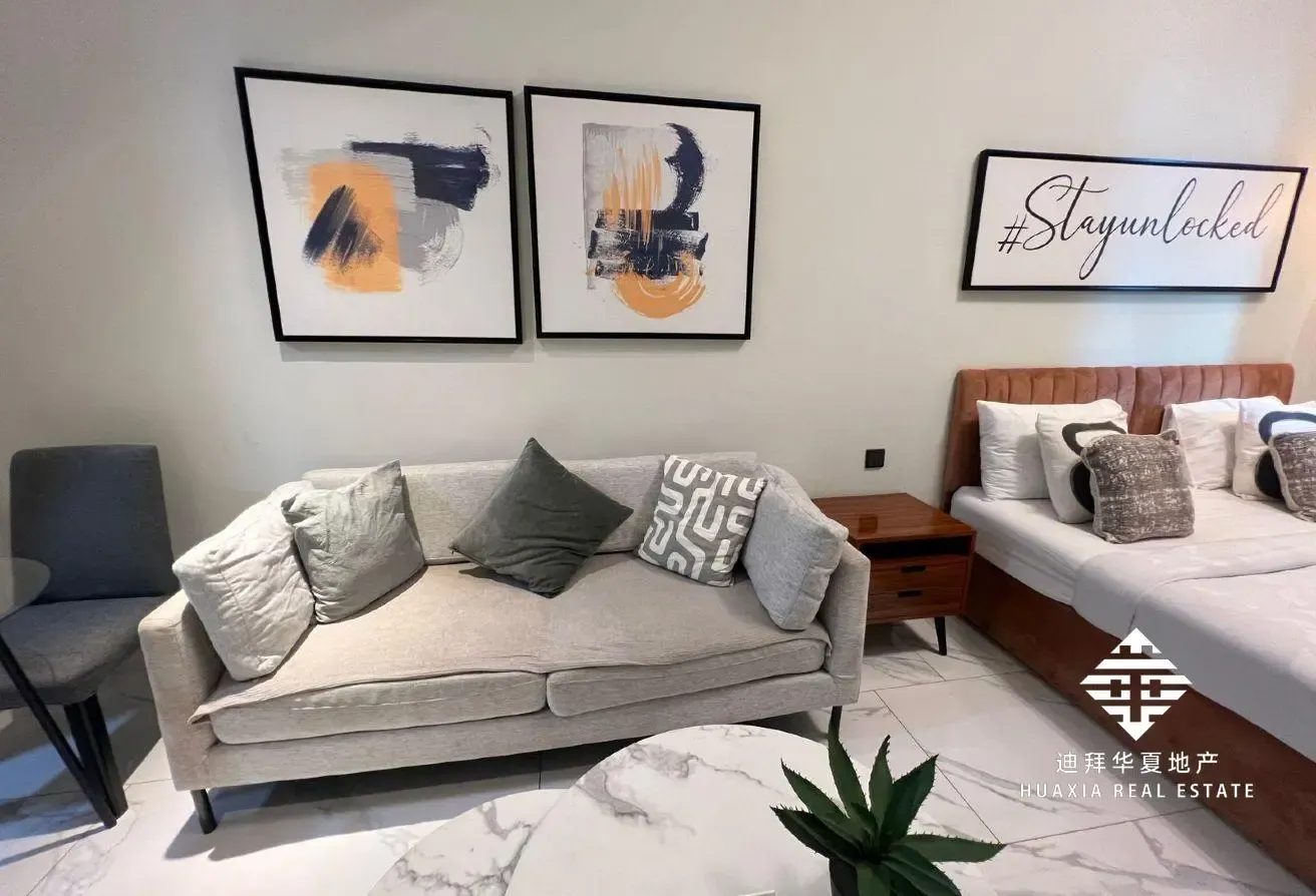 Fully Furnished Studio | Canal View | Vacant