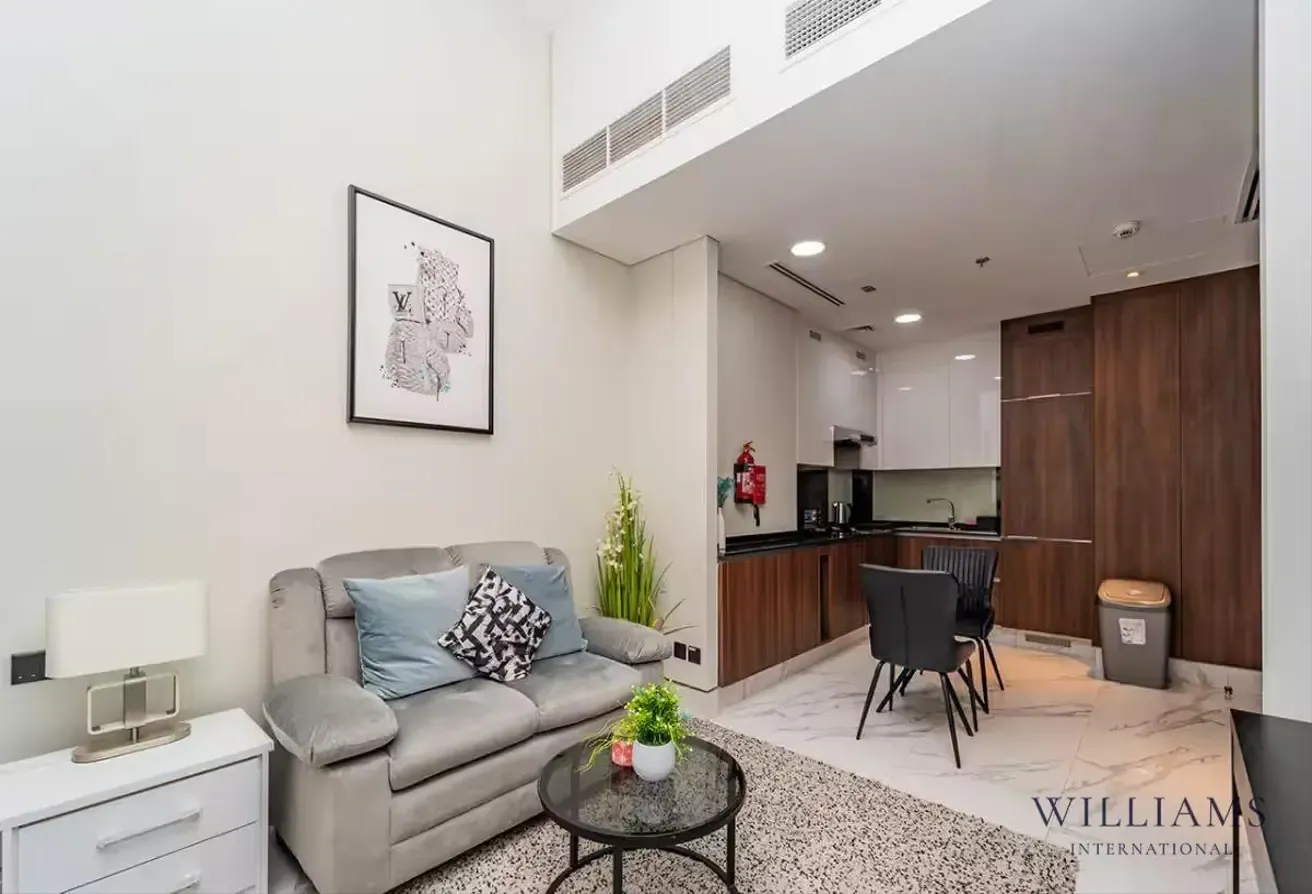 VACANT | FULLY FURNISHED | CANAL VIEW