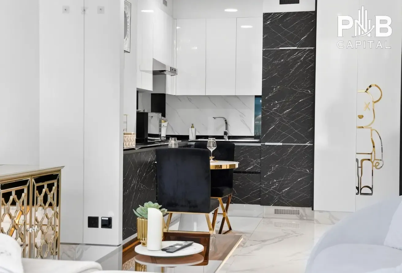 12 Cheques | w/Balcony | Premium Furnished