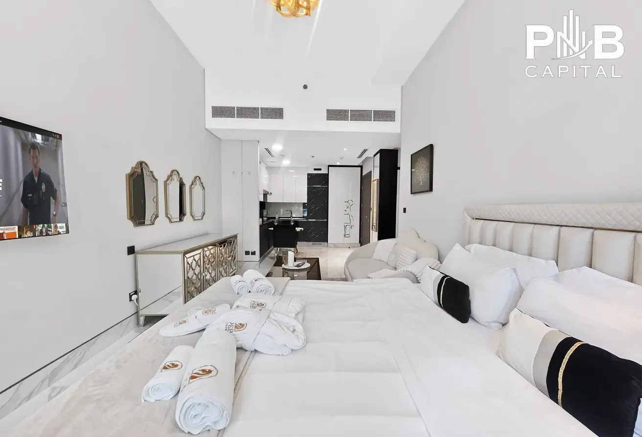 12 Cheques | w/Balcony | Premium Furnished