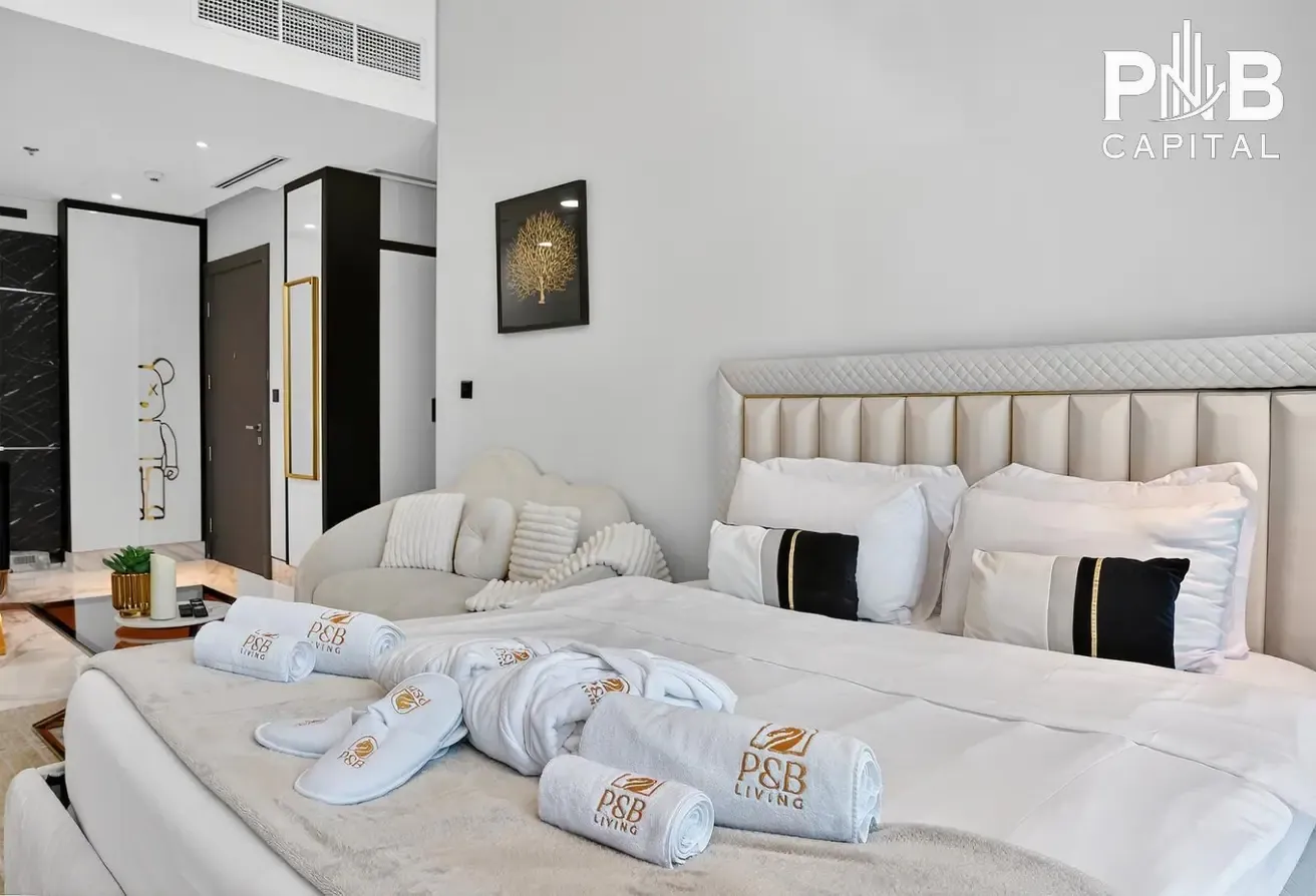 12 Cheques | w/Balcony | Premium Furnished