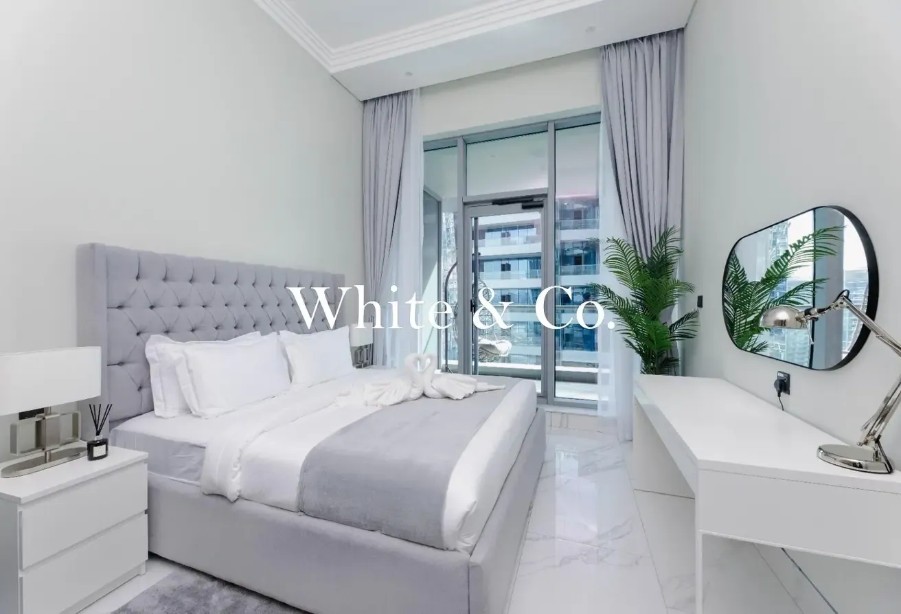 CANAL VIEW | PRIME LOCATION | FURNISHED