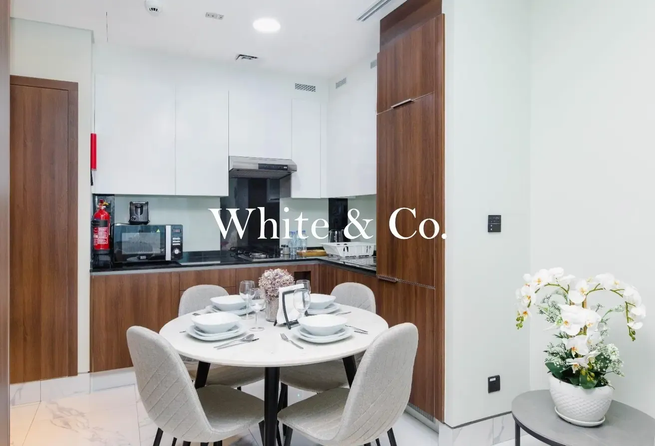 CANAL VIEW | PRIME LOCATION | FURNISHED