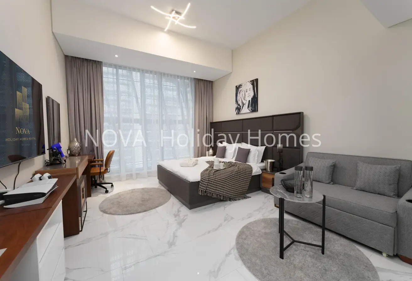 Bills Included! Serviced Stylish Studio in J One