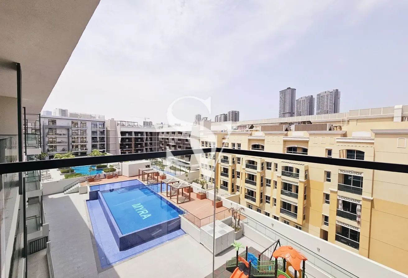 Pool View | Chiller Free | Near Mall | 12 Cheqqs