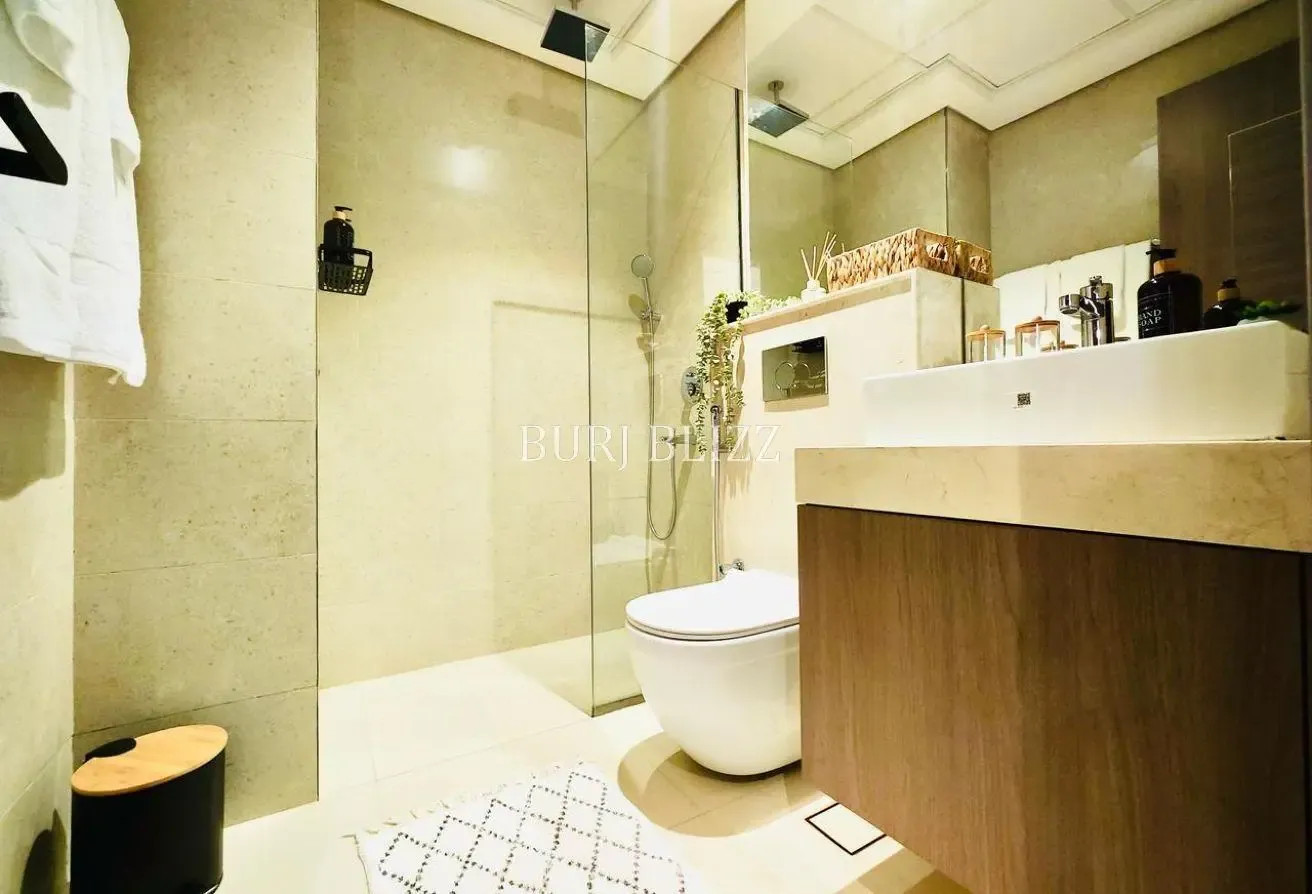 Stylish Studio | Chiller Free | Exclusive