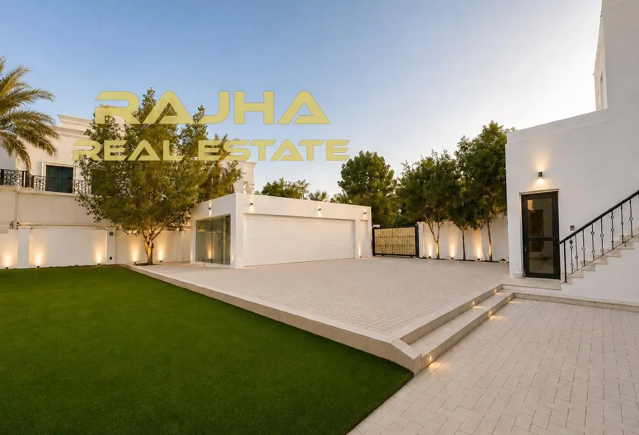Luxury 6BR Villa | Huge Plot | Ready to Move In