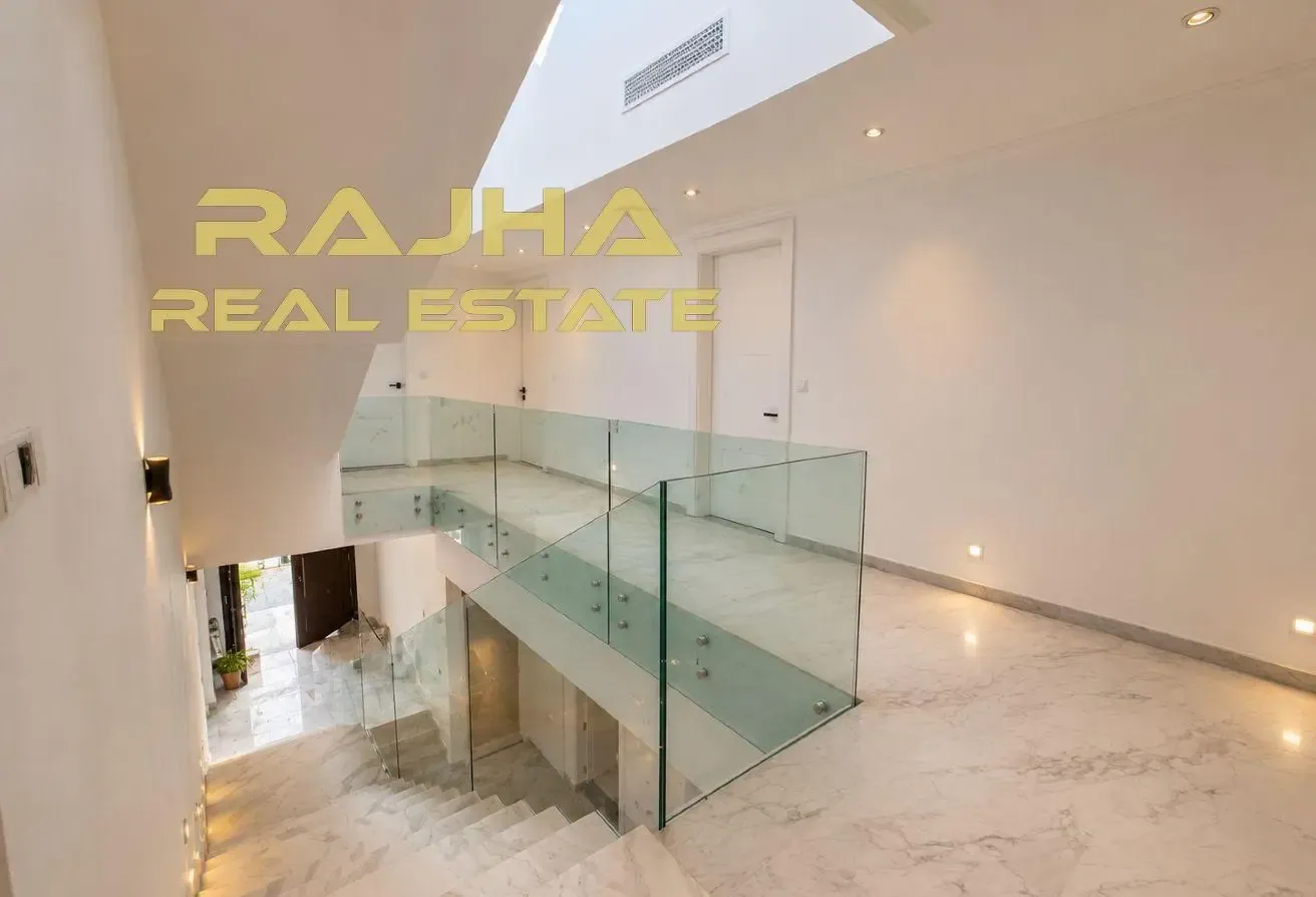 Luxury 6BR Villa | Huge Plot | Ready to Move In