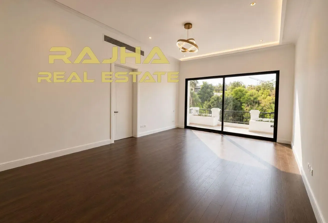 Luxury 6BR Villa | Huge Plot | Ready to Move In
