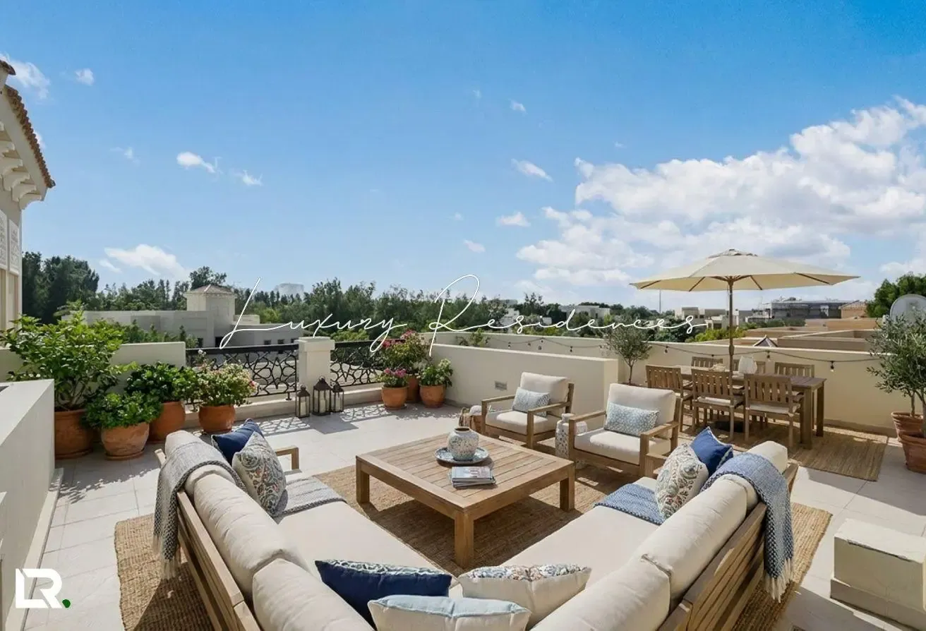 Luxurious 6-Bedroom | Private Pool Villa
