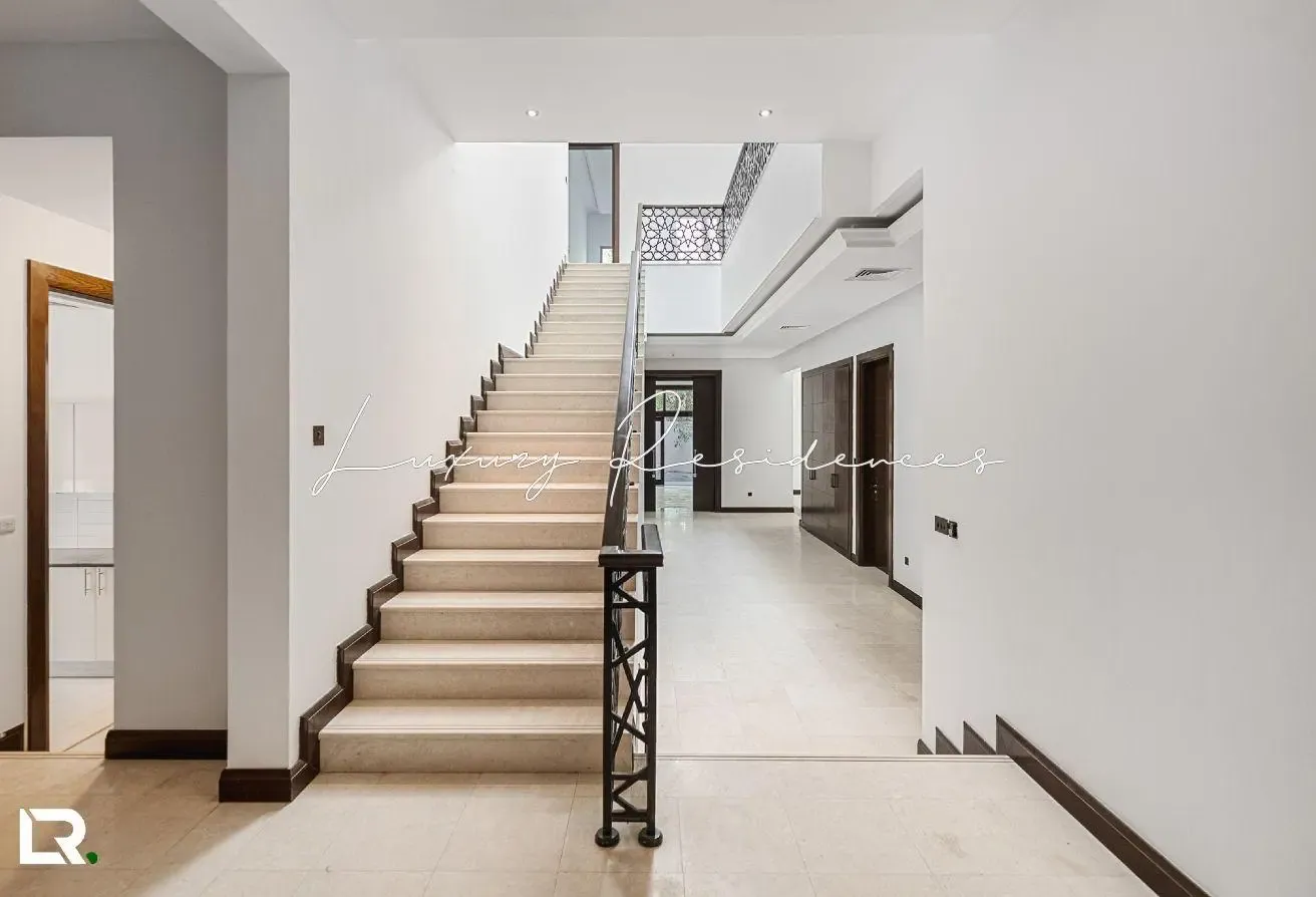 Luxurious 6-Bedroom | Private Pool Villa