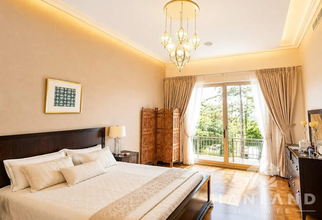 Villa Type D9 | Unfurnished 6BR | Vacant