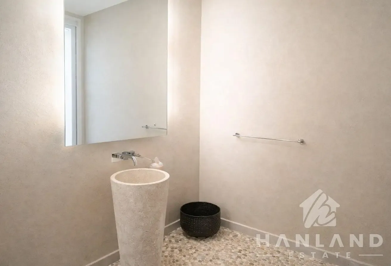 Villa Type D9 | Unfurnished 6BR | Vacant