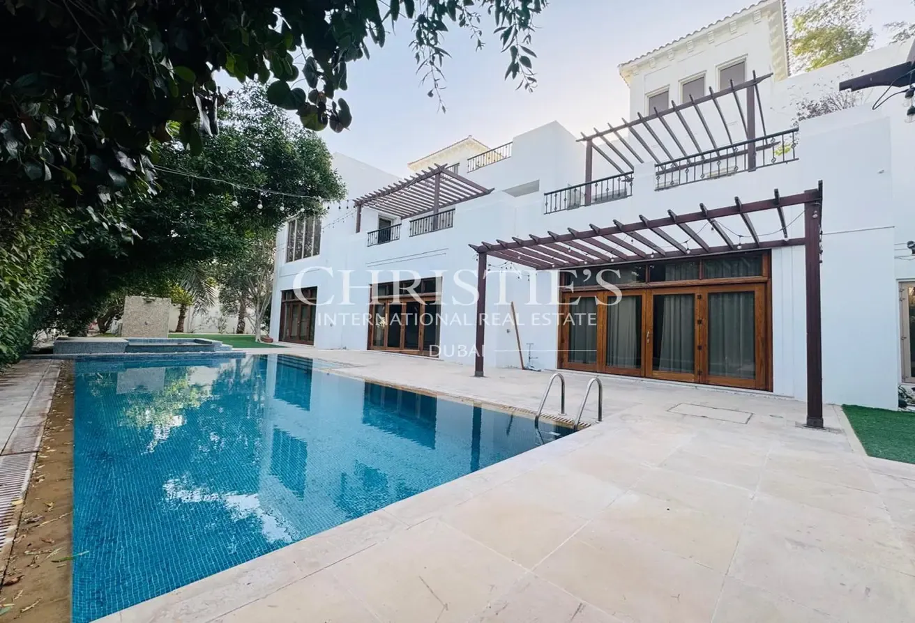 Immaculate A-Type Villa in Excellent Condition