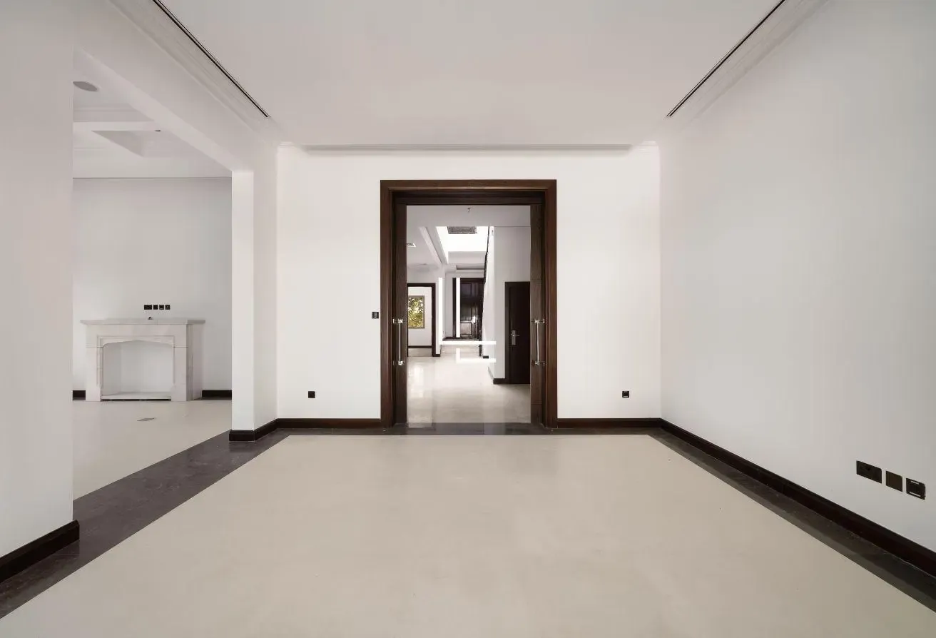 Premium 6BR Villa | Private Pool | Available Now