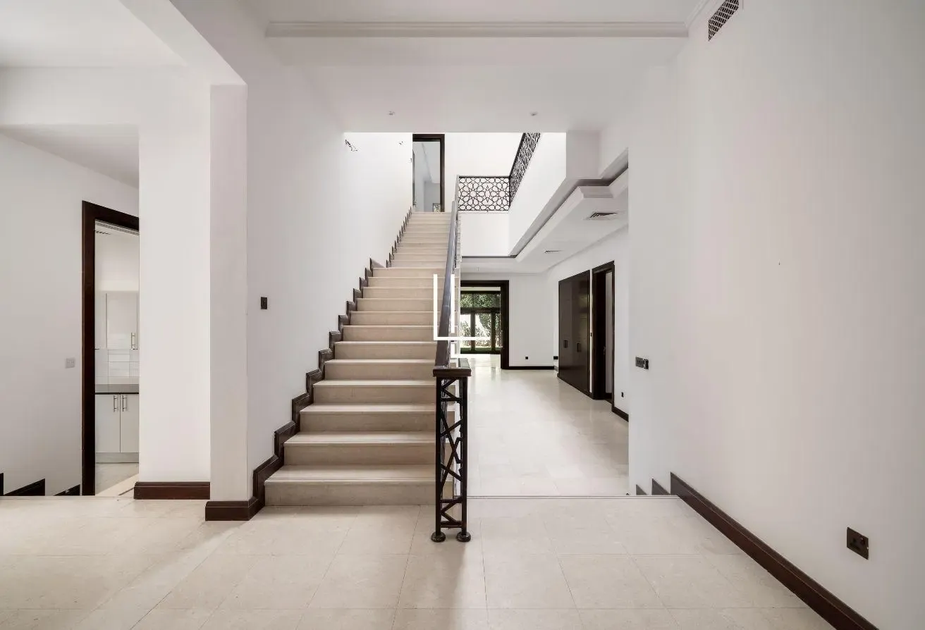 Premium 6BR Villa | Private Pool | Available Now