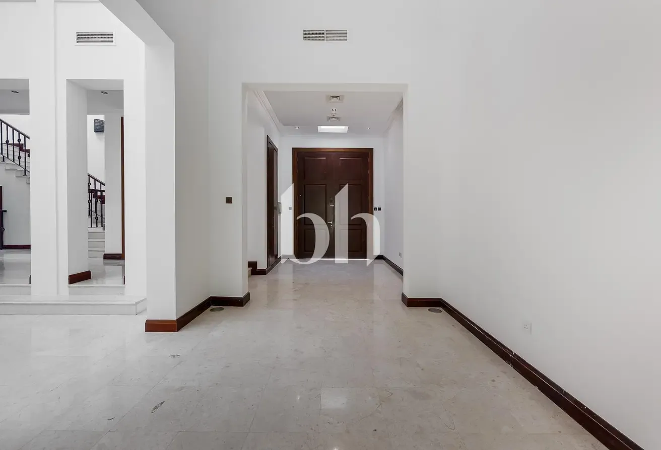 RARE ON MARKET | 7 Bedrooms | Expansive Plot