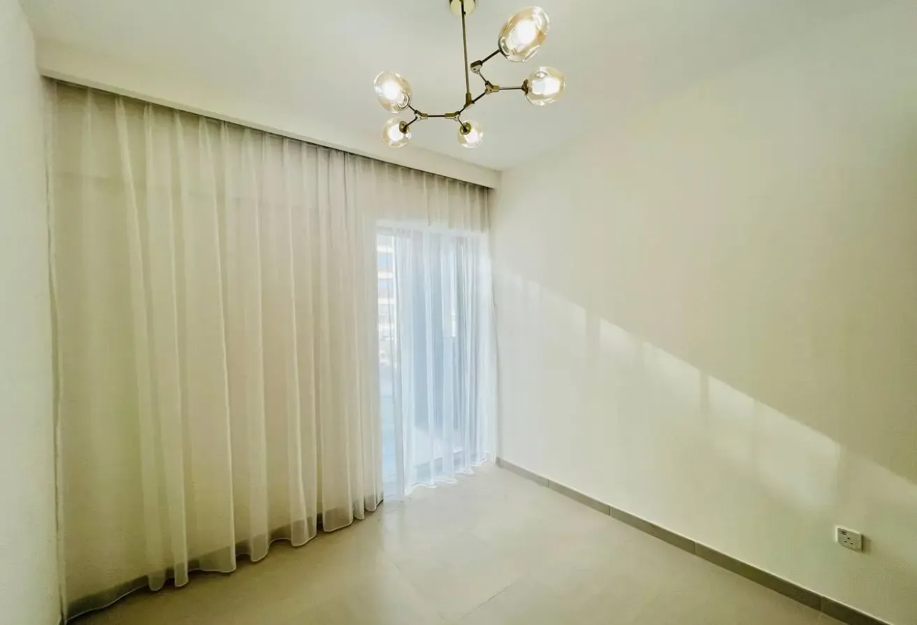 Bright 2BR | 2 Balconies | Beach and lagoon Access