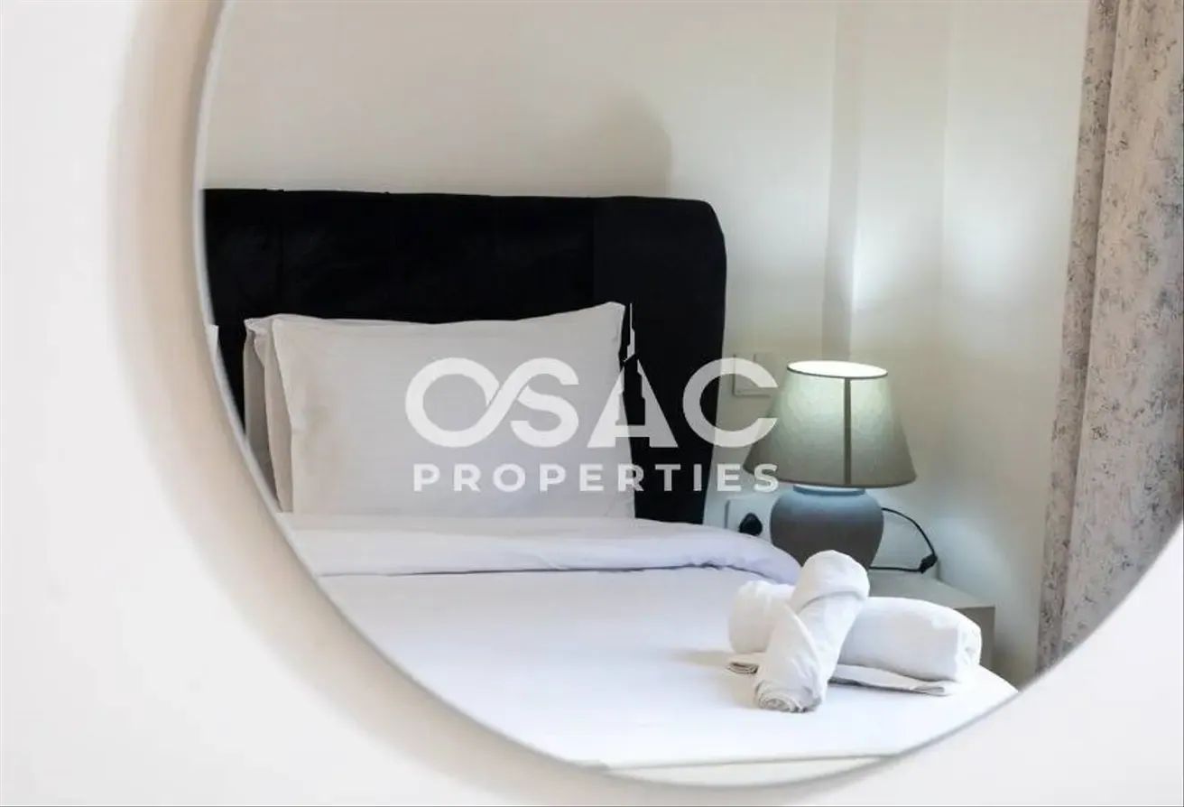 Luxurious | Creek Beach Living | Prime Location