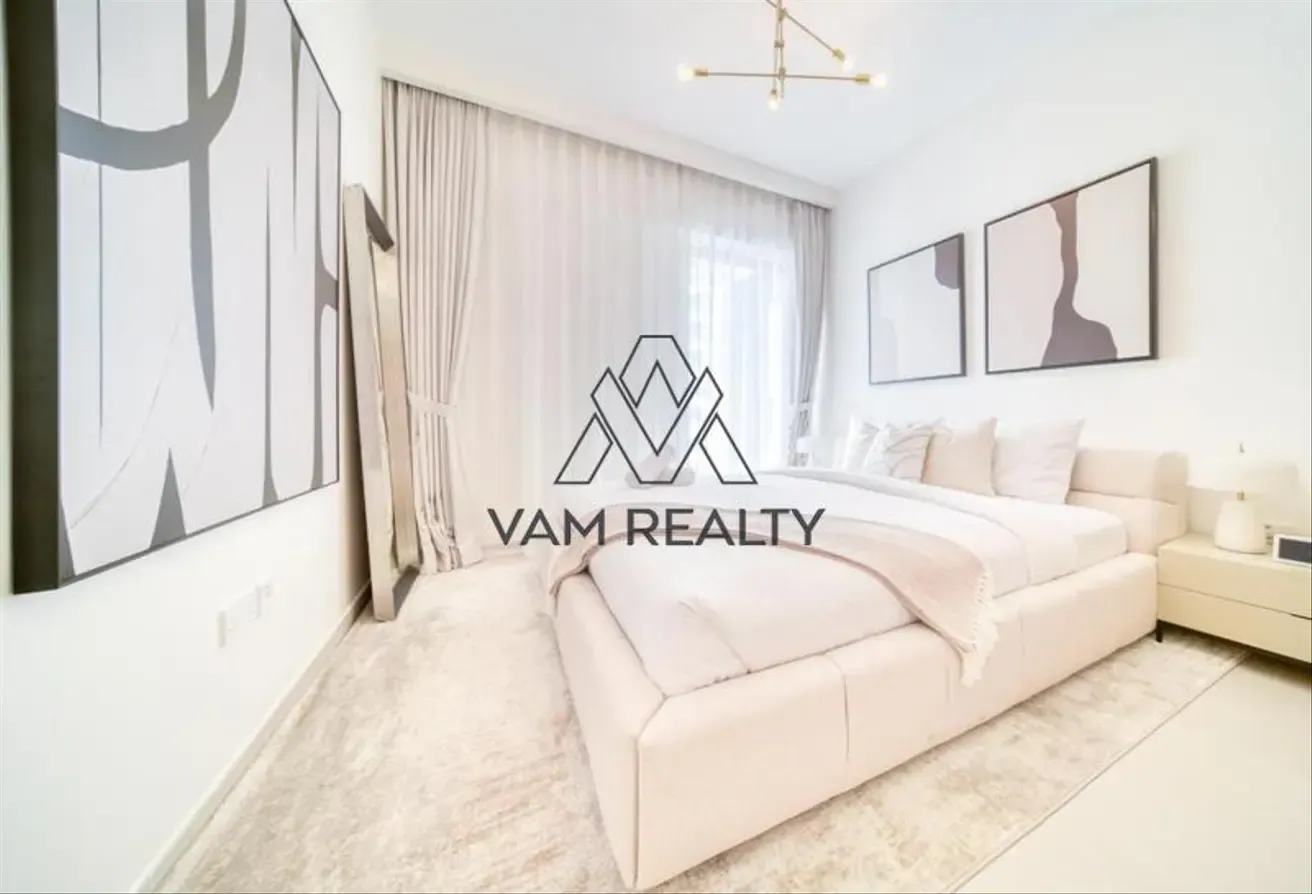 Fully Furnished | Corner Unit | Creek Beach