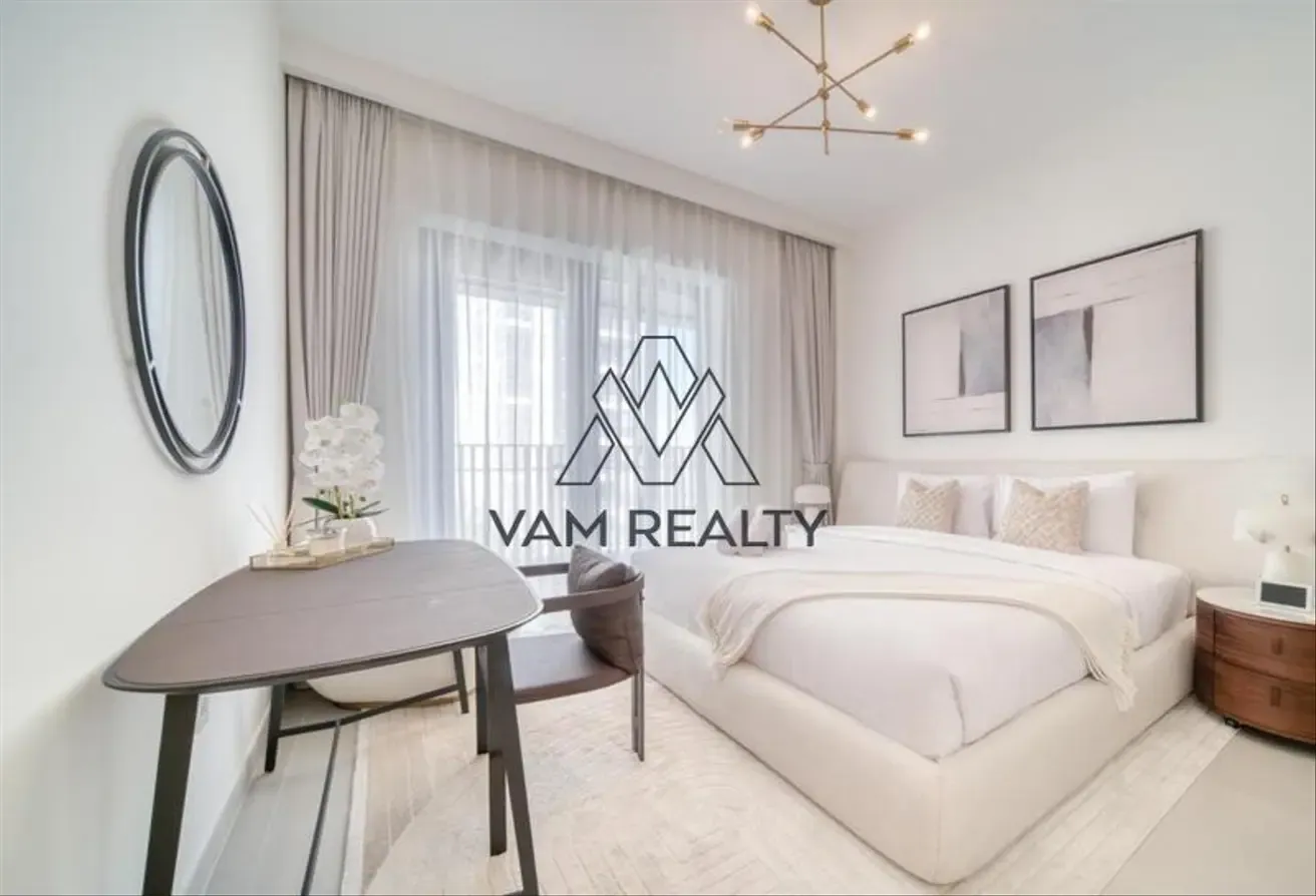 Fully Furnished | Corner Unit | Creek Beach