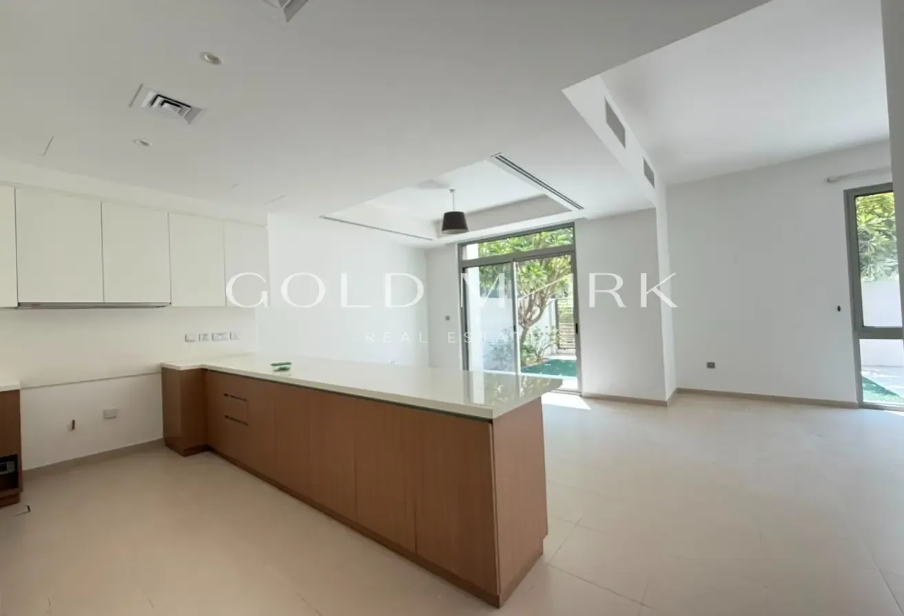 Single row | Ground Floor bedroom | Vacant
