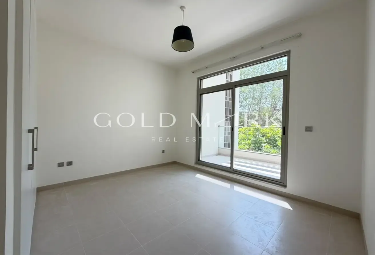 Single row | Ground Floor bedroom | Vacant