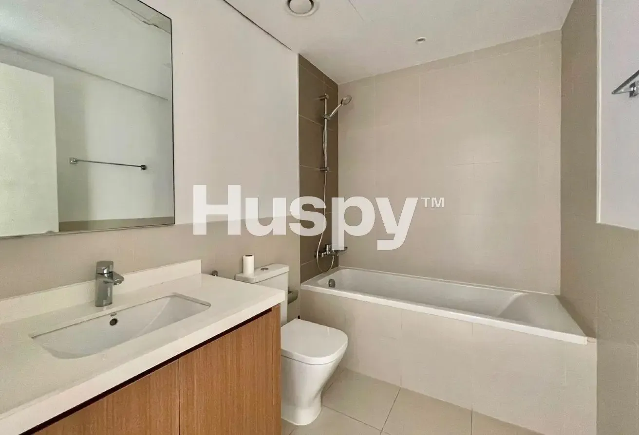 Vacant | Unfurnished | Landscaped