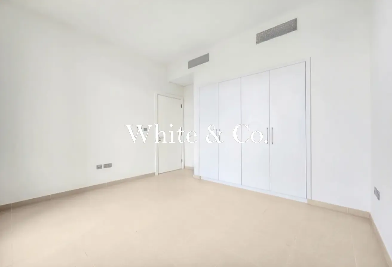4 bed  | Landscaped nicely | Vacant now