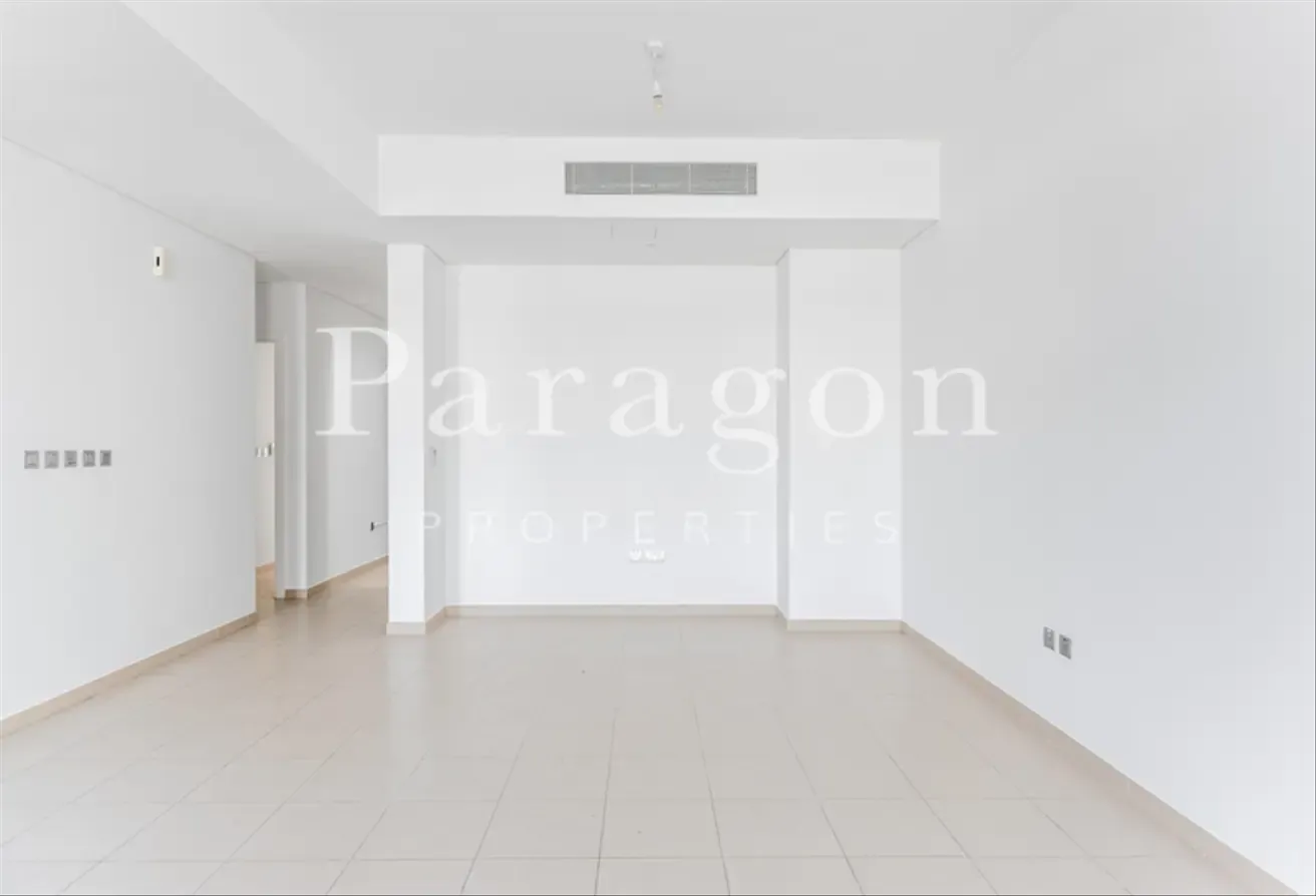 Single Row | Available Now | Close to Amenities