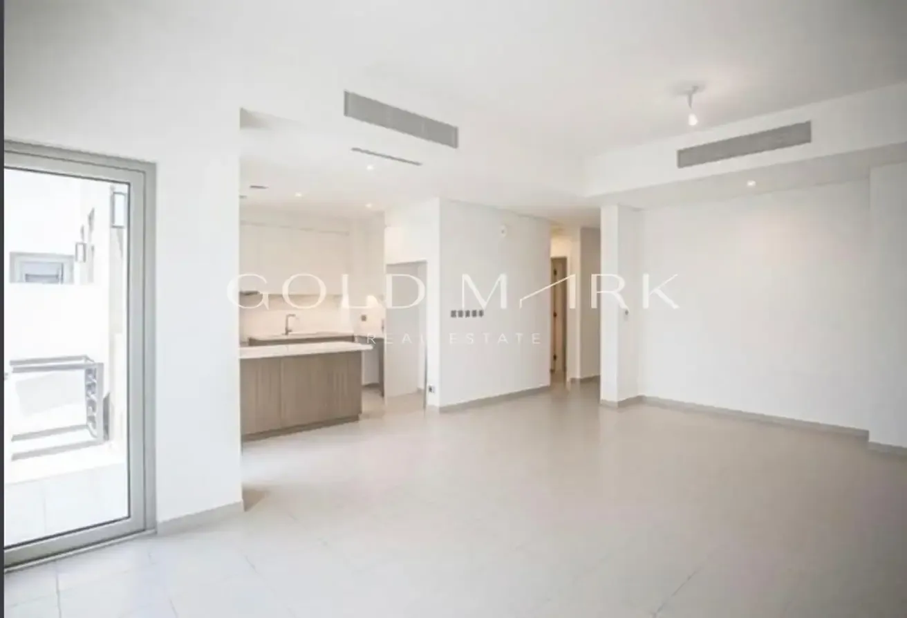 Single Row | Appliances Included | Vacant Soon