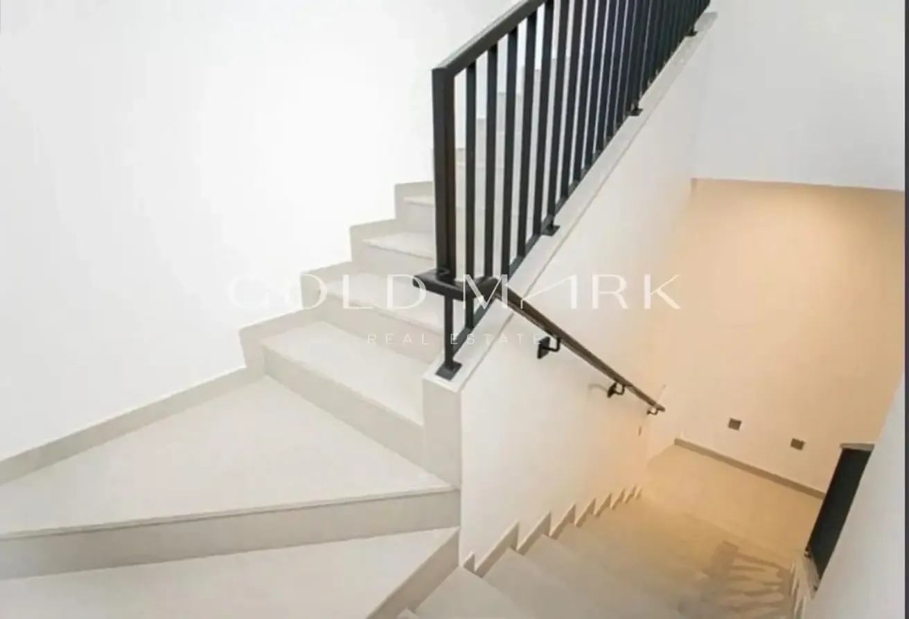 Single Row | Appliances Included | Vacant Soon