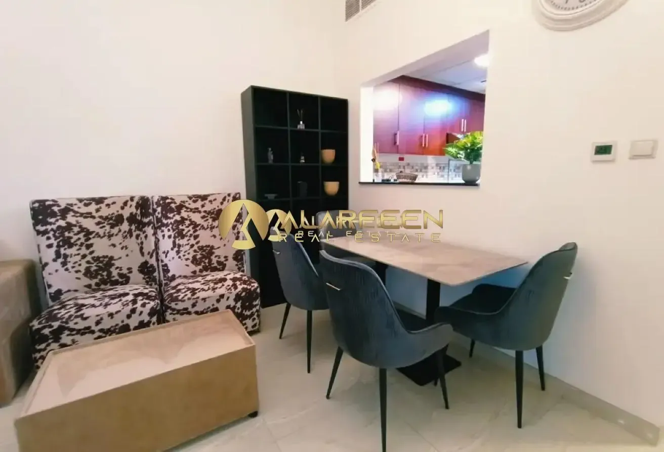 1 bhk Apartment | best ammenities | Fully Furnishe