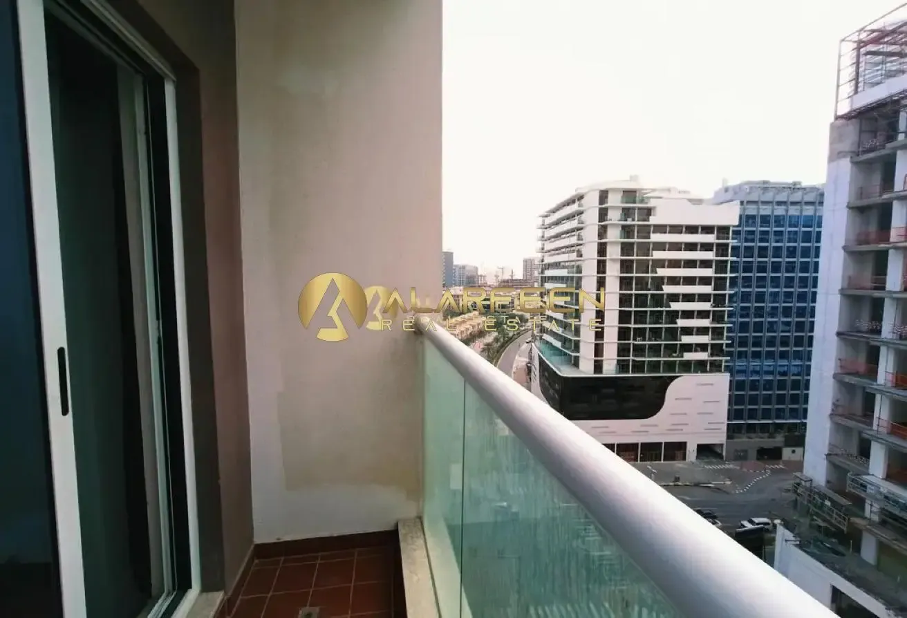 1 bhk Apartment | best ammenities | Fully Furnishe