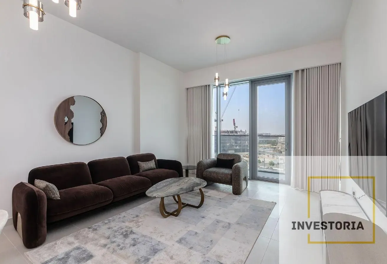 Spacious 2BR + maids l Canal and Burj Khalifa