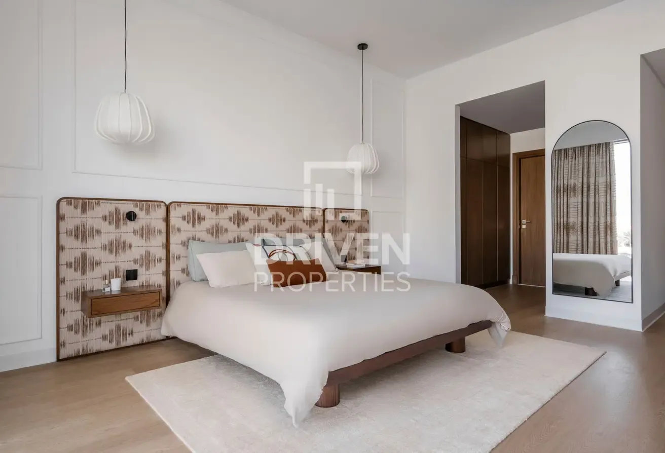 Bespoke Rare Combined Apt | Canal and Burj Views