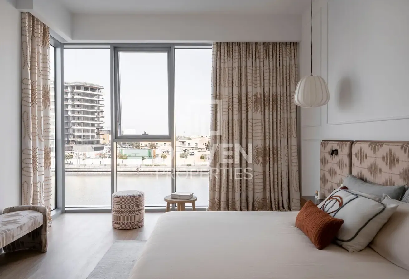 Bespoke Rare Combined Apt | Canal and Burj Views