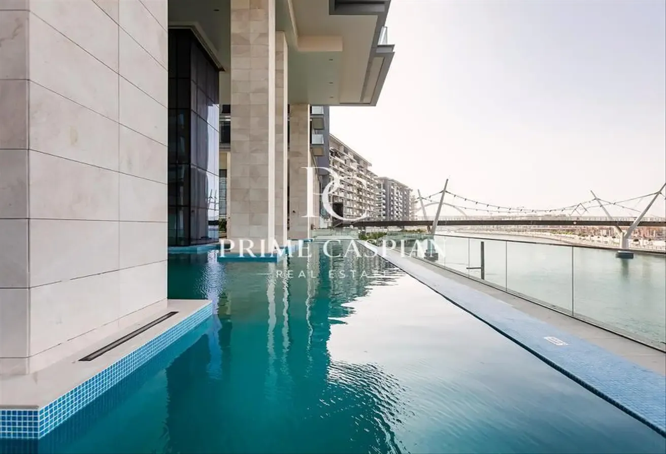 UPGRADED INTERIOR | FULLY FURNISHED | CANAL VIEW |