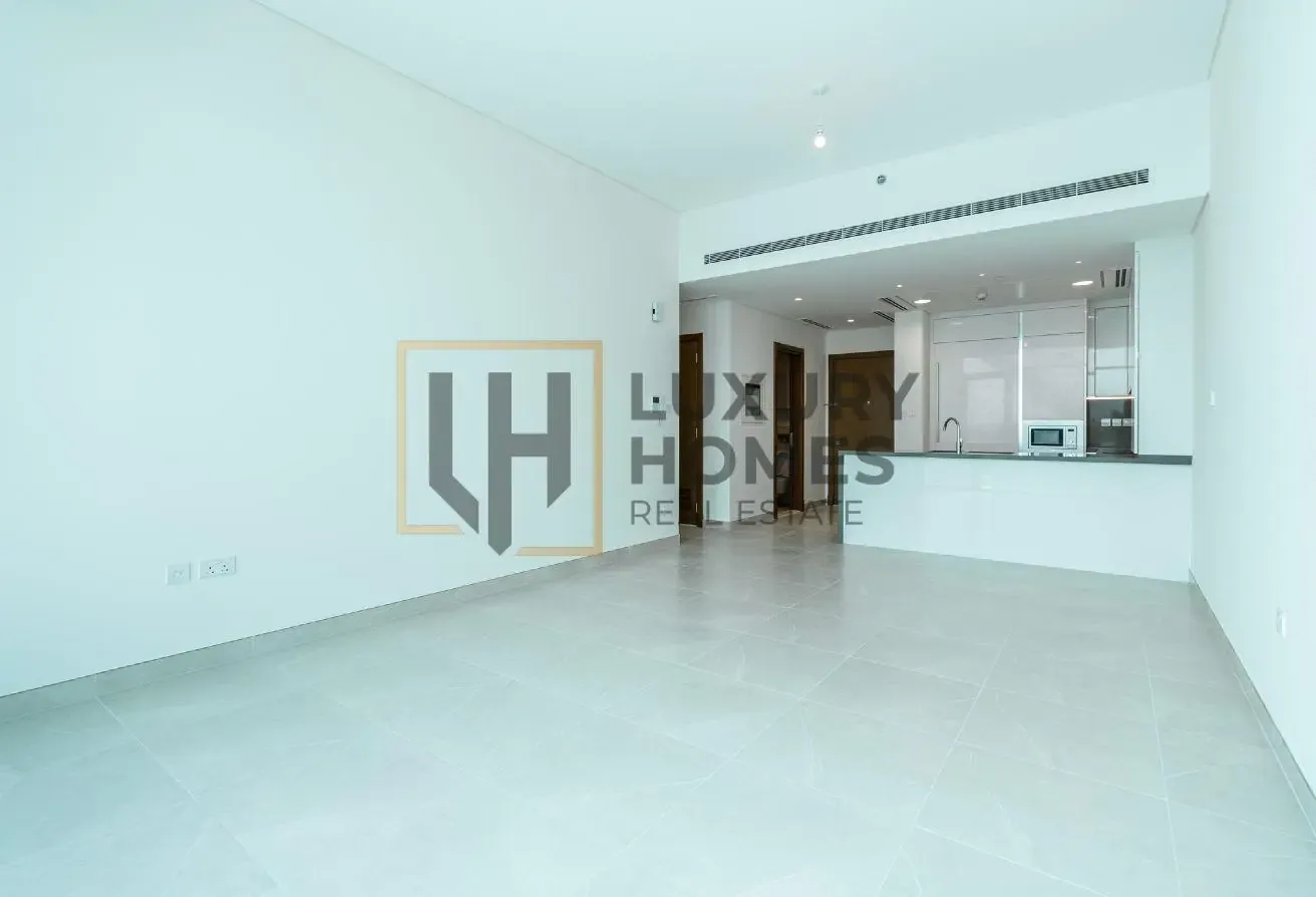 Brand New | Full Canal View | Central Location