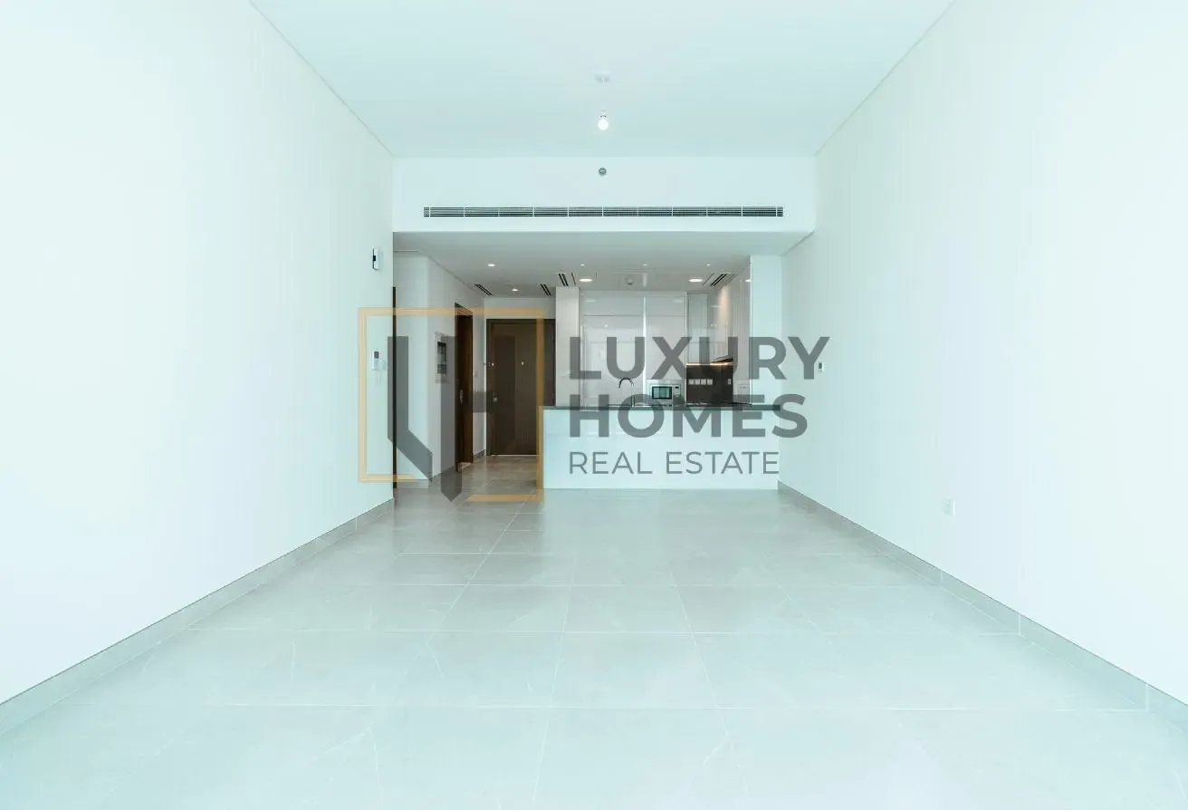 Brand New | Full Canal View | Central Location