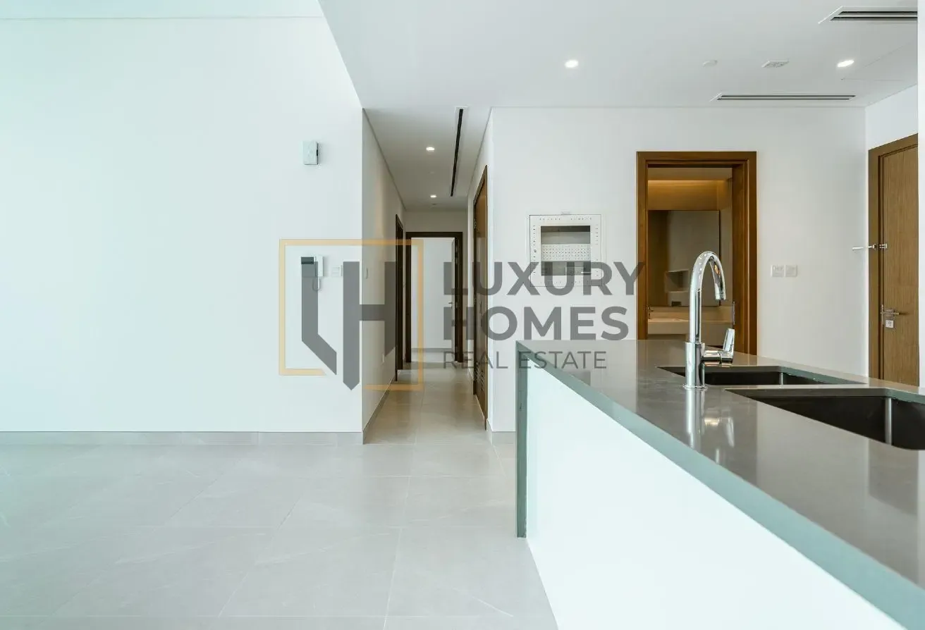 Brand New | Full Canal View | Central Location