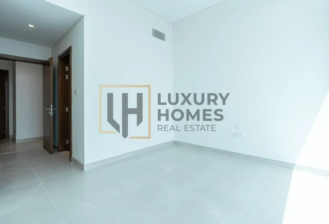 Brand New | Full Canal View | Central Location