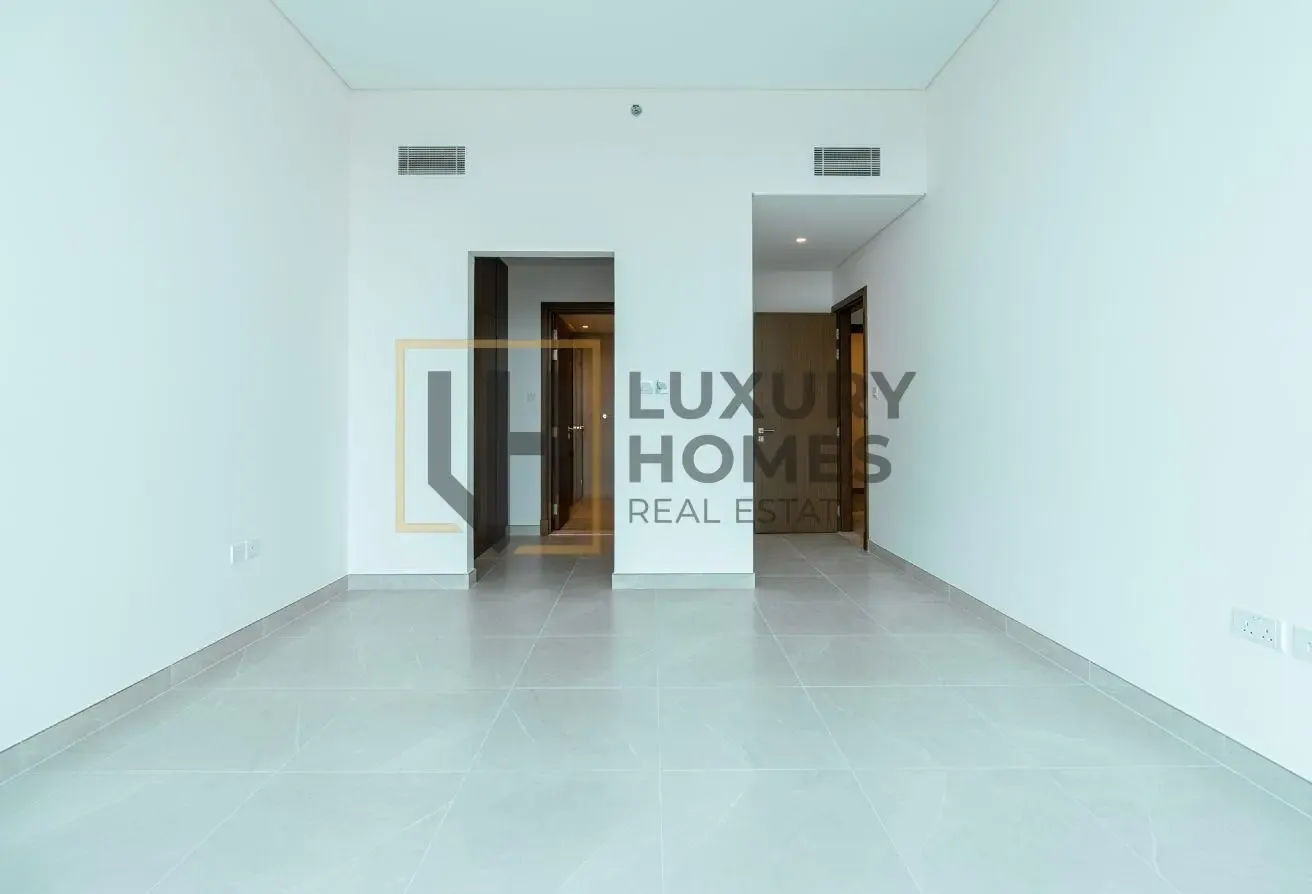 Brand New | Full Canal View | Central Location