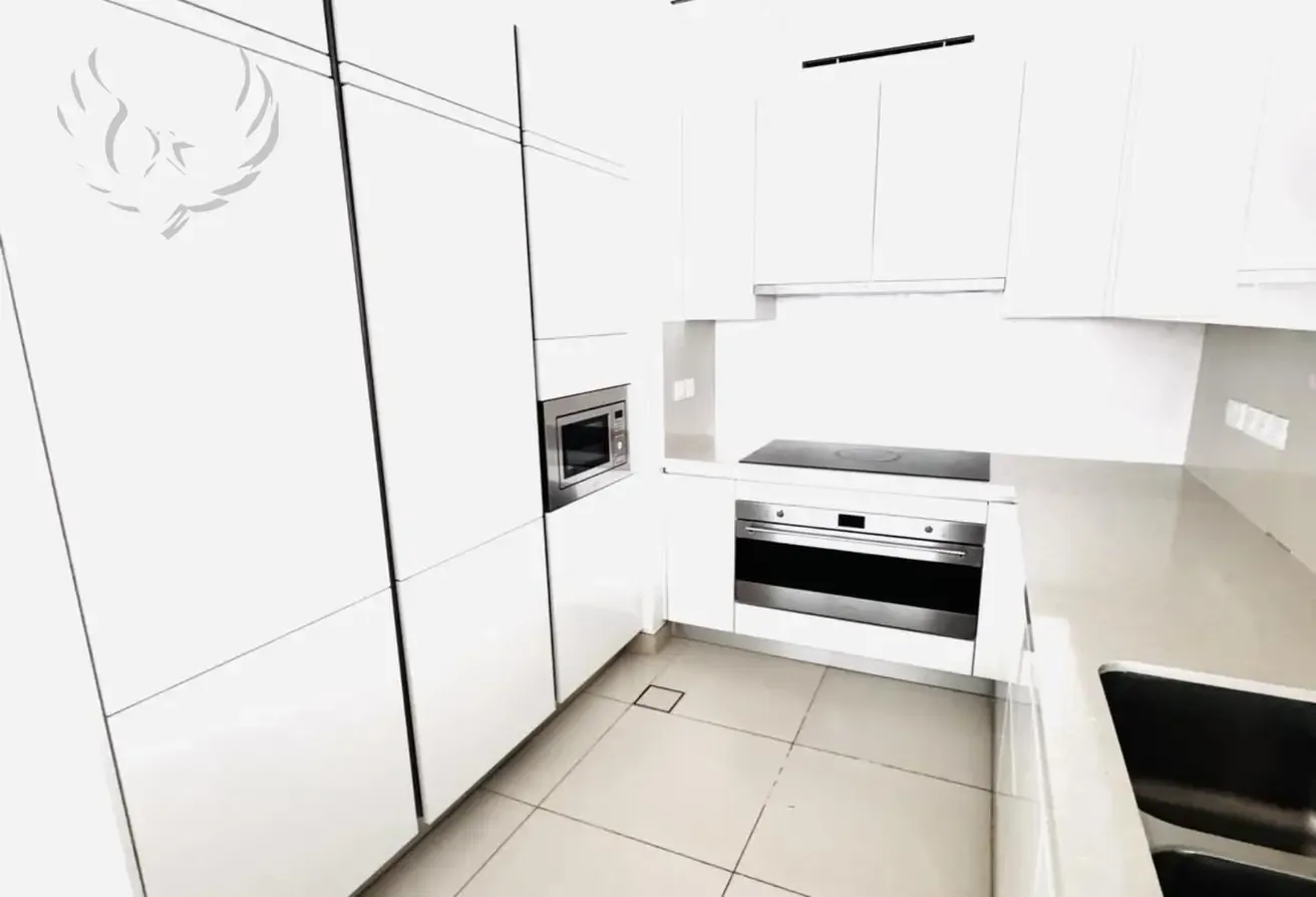 Elegant 2Br+Maid | Luxurious Waterfront Living