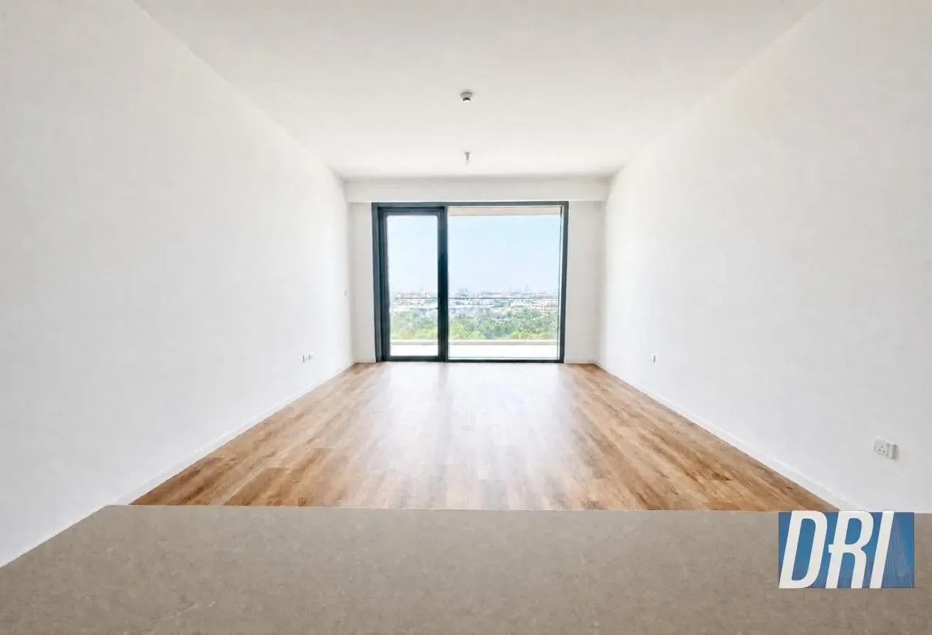 Al Safa Park and Burj Arab View | Maid Room
