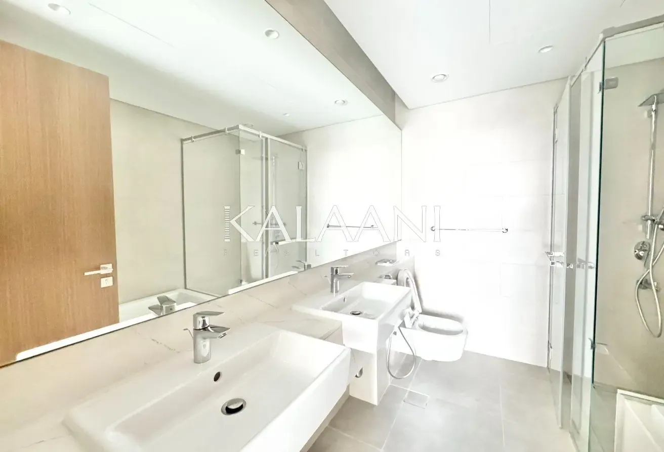 FULL CANAL VIEW | 2BD + MAID | SPACIOUS LAYOUT