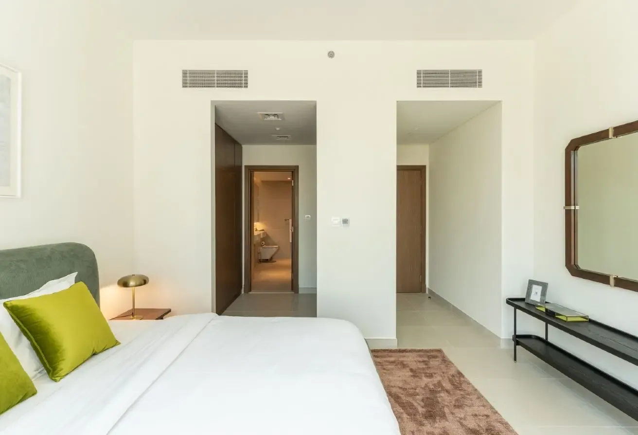Fully Furnished | Stylish Unit | Vacant