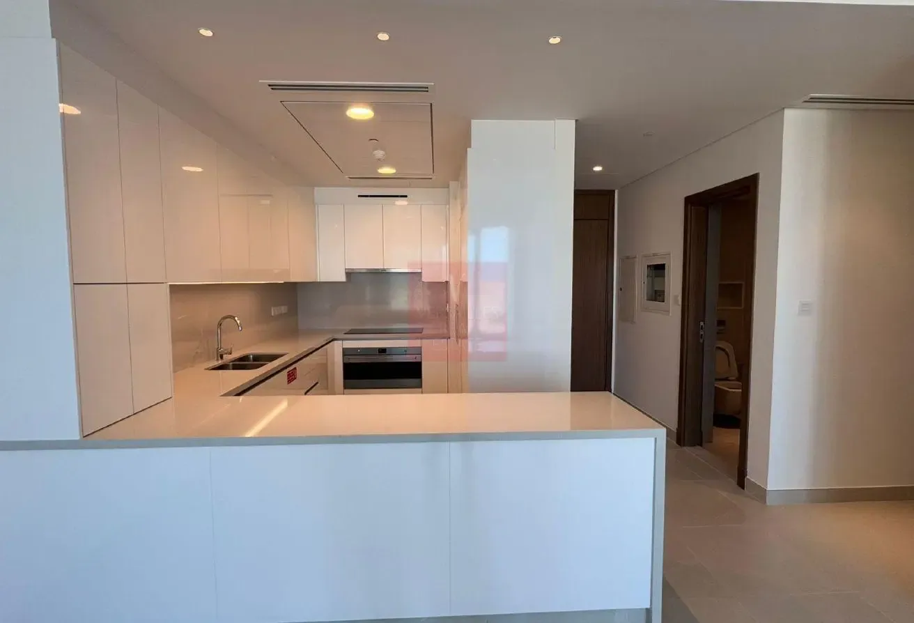 Brand new/Canal,Burj view/2BR+Maidroom