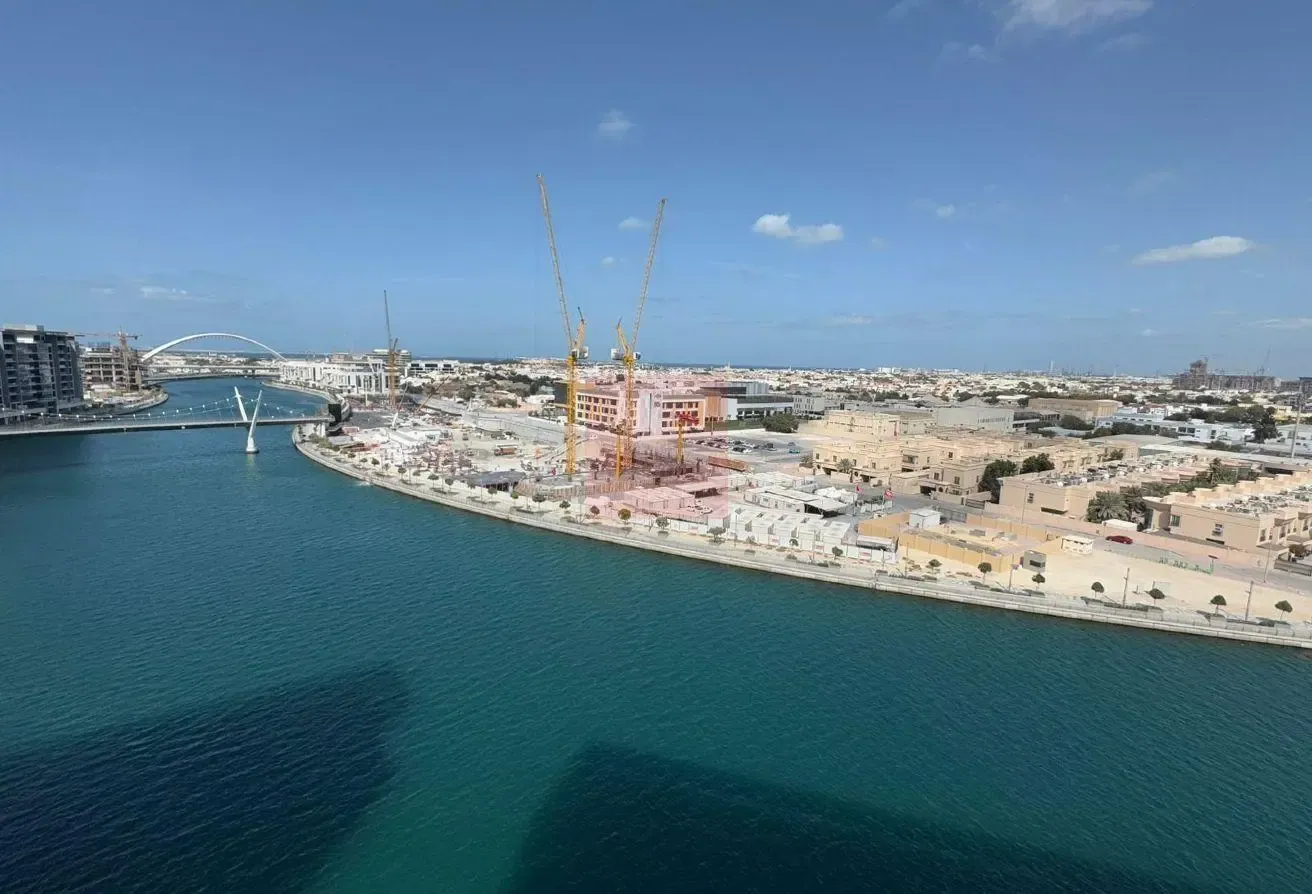 Brand new/Canal,Burj view/2BR+Maidroom
